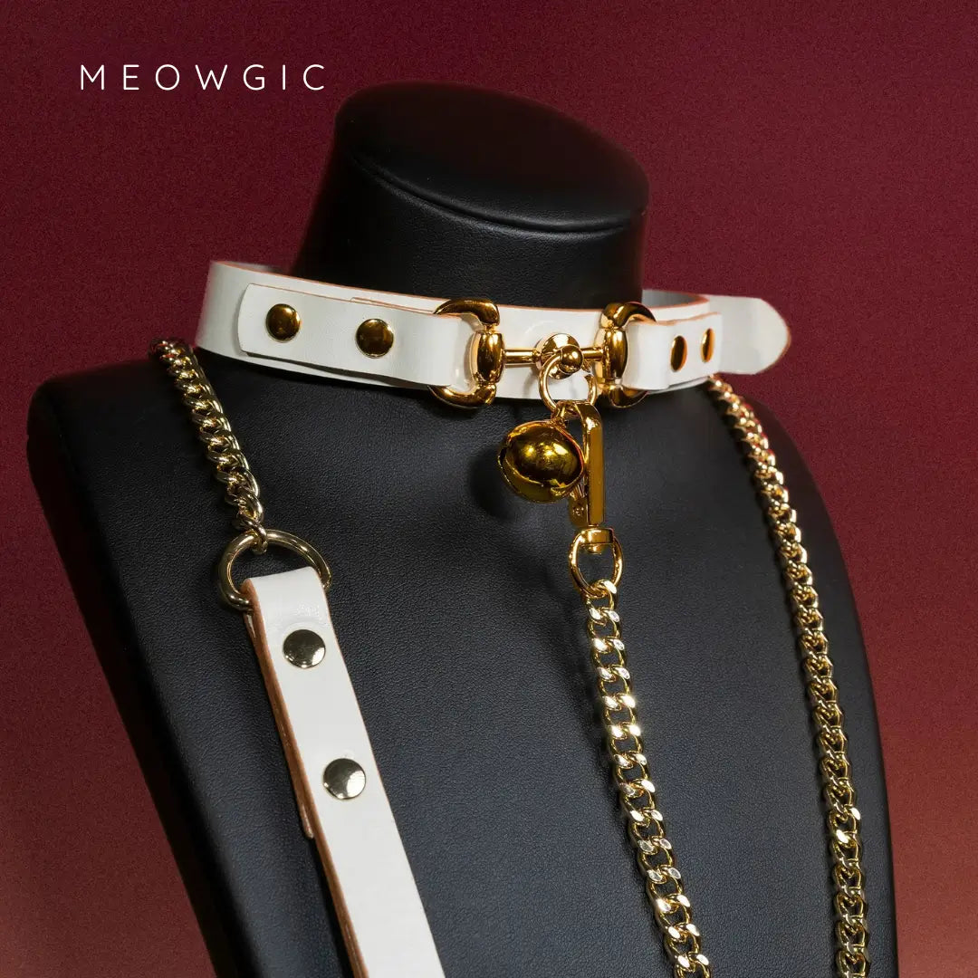 Scarlet Bell & Chain Gothic Leather Choker - Meowgicbase