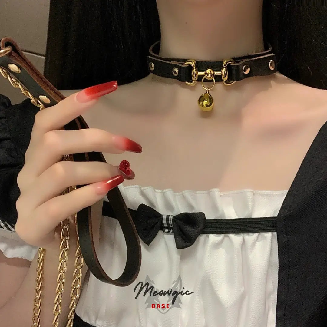 Scarlet Bell & Chain Gothic Leather Choker - Meowgicbase