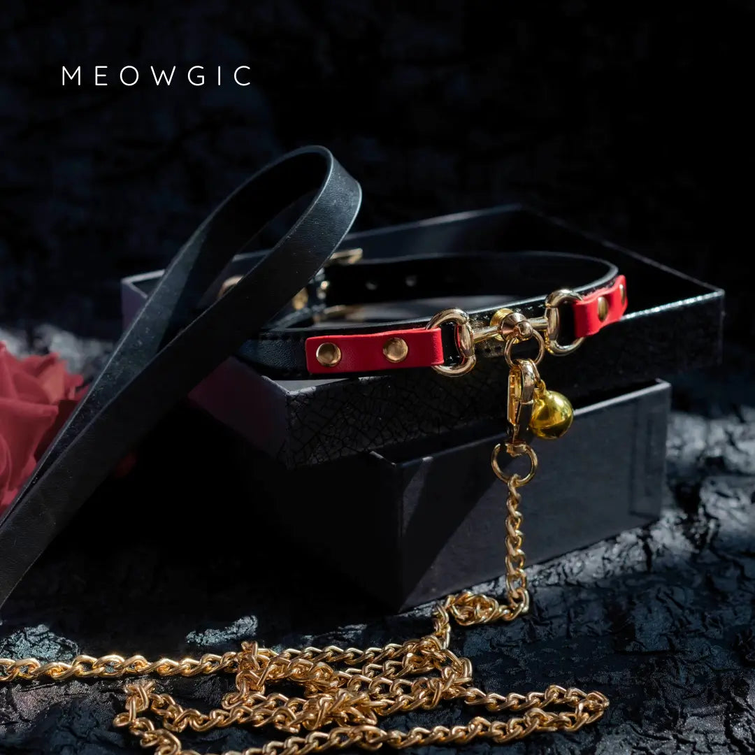 Midnight Puppy Choker With Bell and Chain - Vegan Leather Black & Red - Meogicbase
